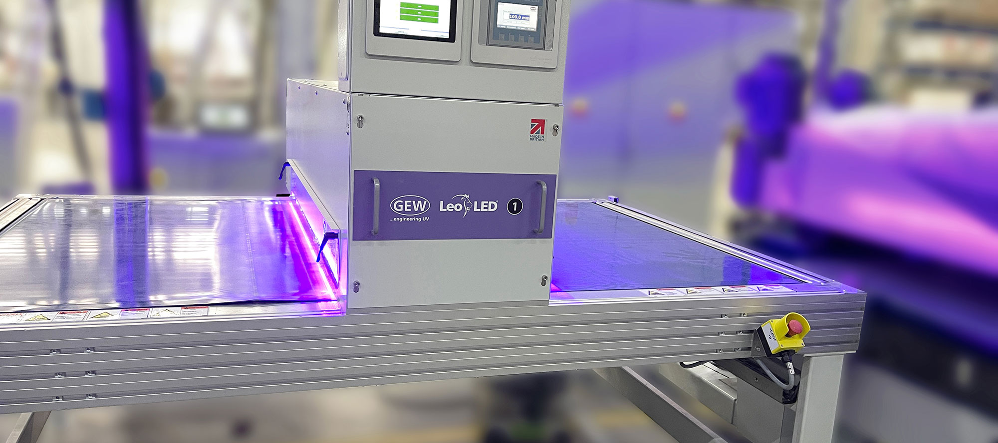 ระบบการอบแสง LED UV ระบายความร้อนด้วยน้ำของ GEW รุ่น LeoLED บนสายการเคลือบ